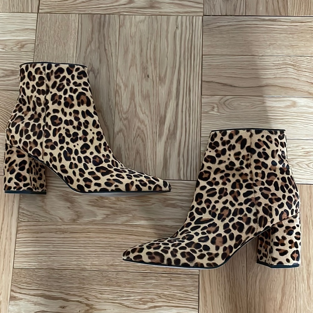 Marc Fisher Leopard/Cheetah Print Booties - only worn once!